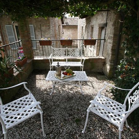 Vescovado 7 Apartment Gubbio Exterior photo